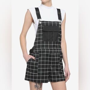 Hot Topic Grid Print Overall Shorts